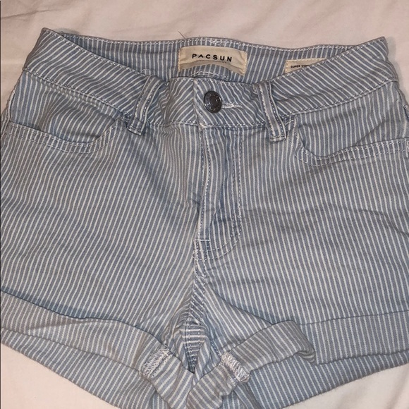 PacSun Striped Denim Shorts - Picture 6 of 6
